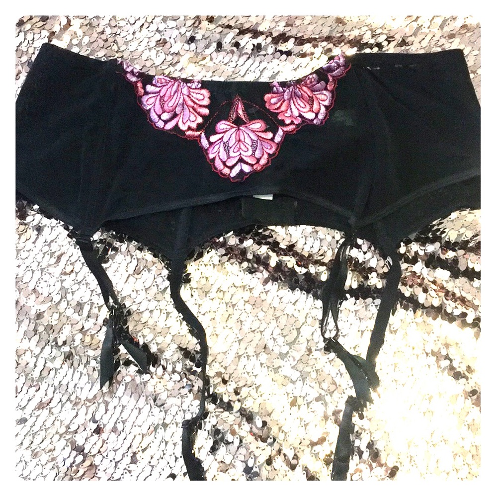 Garter belt  plus size waspie
